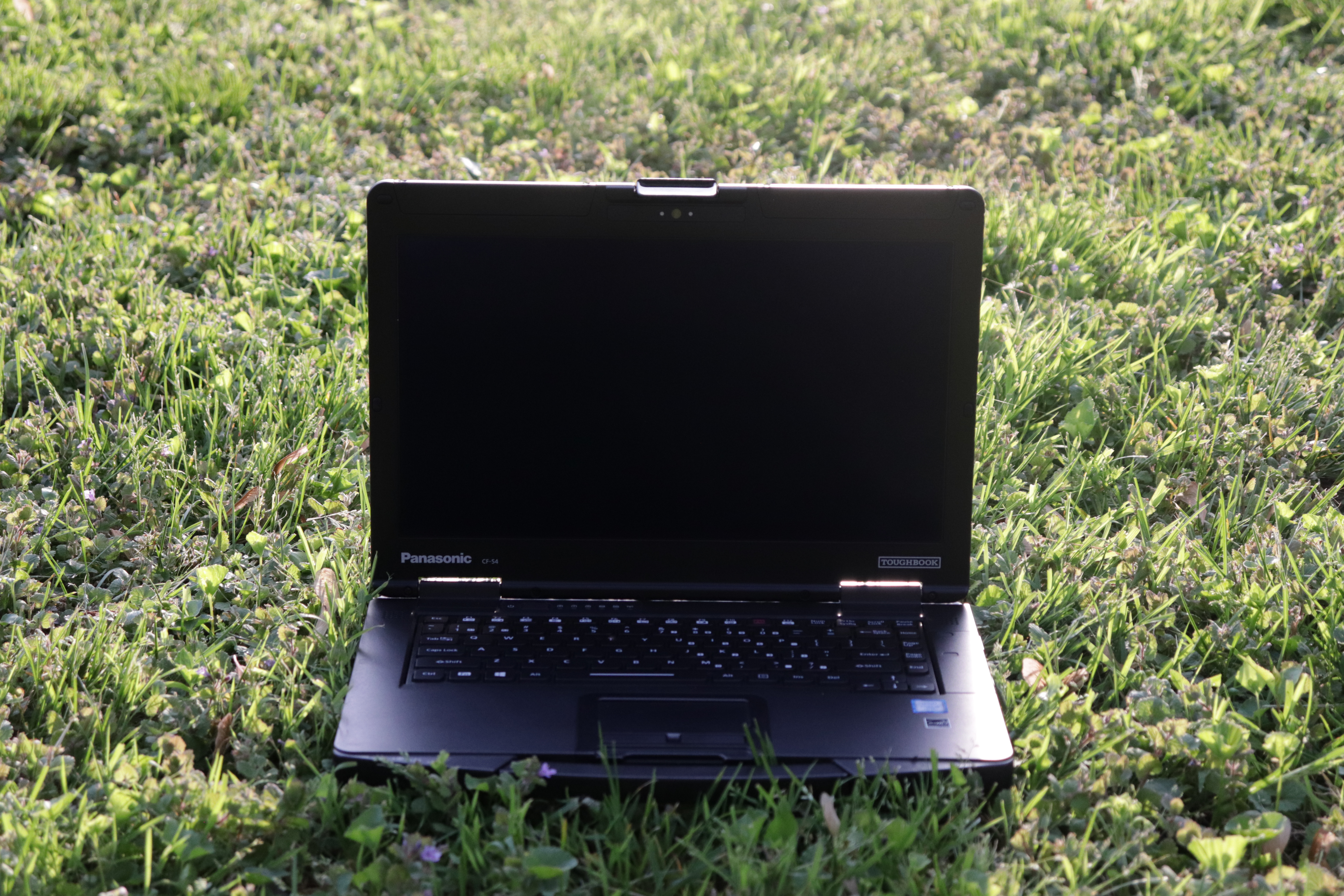 Panasonic Toughbook CF-54 outside in the sunlight